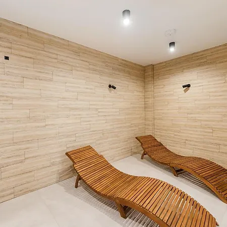 & Apartment
