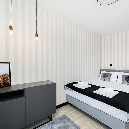 Apartament Lake&ski *